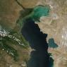 Почему Каспийское море нельзя назвать ни морем, ни озером?